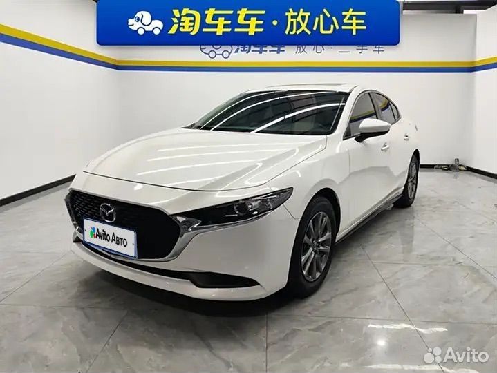 Mazda 3 1.5 AT, 2021, 25 600 км