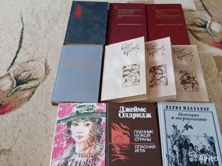 Книги. Художественная литература