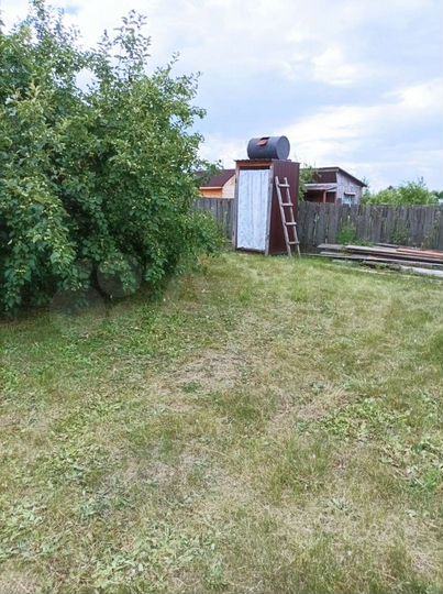 Дача 20 м² на участке 5 сот.