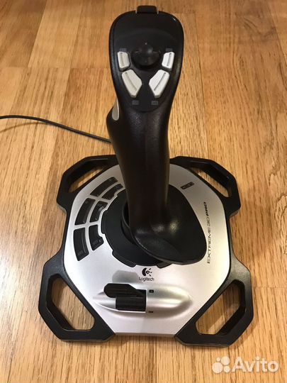 Продам джойстик Logitech Extreme 3D Pro