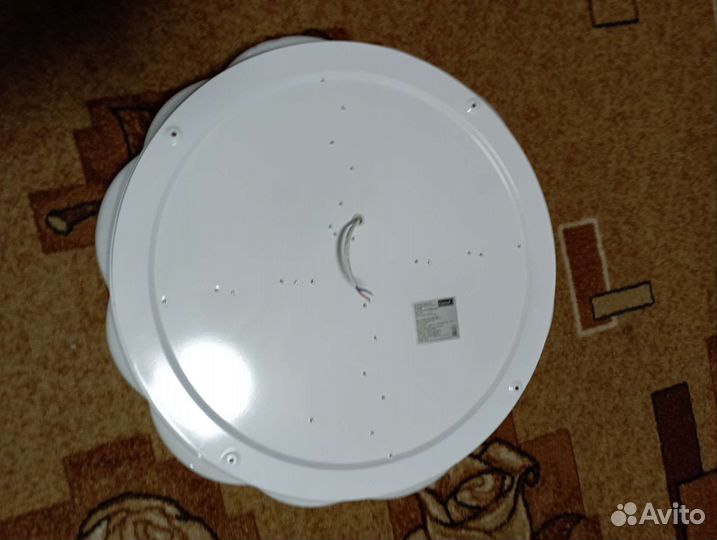 Светильник потолочный светодиодный