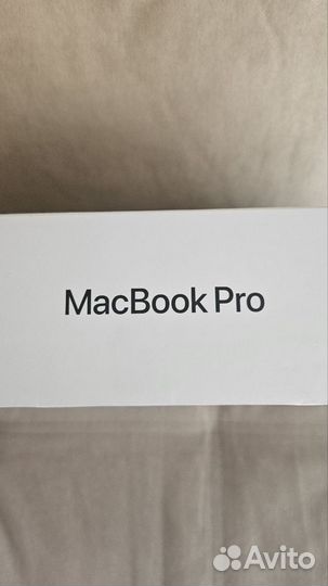 MacBook Pro 14 / M3 PRO / 18 / 512