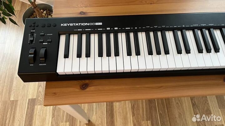 Midi клавиатура M-audio keystation 88 mk3 + чехол