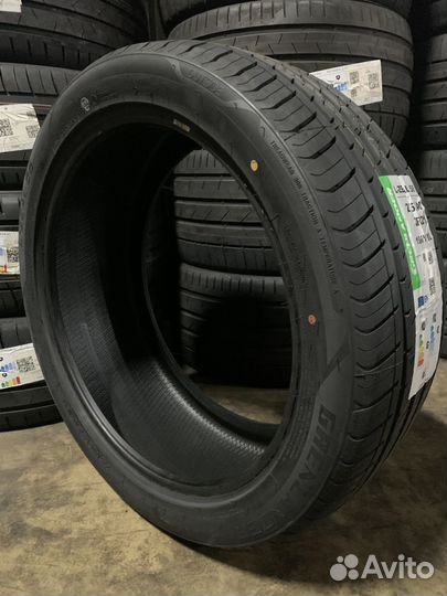 Grenlander L-Zeal56 275/40 R21 107W