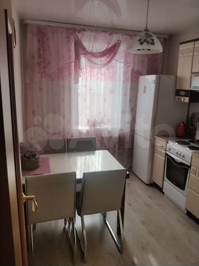 2-к. квартира, 53 м², 3/4 эт.