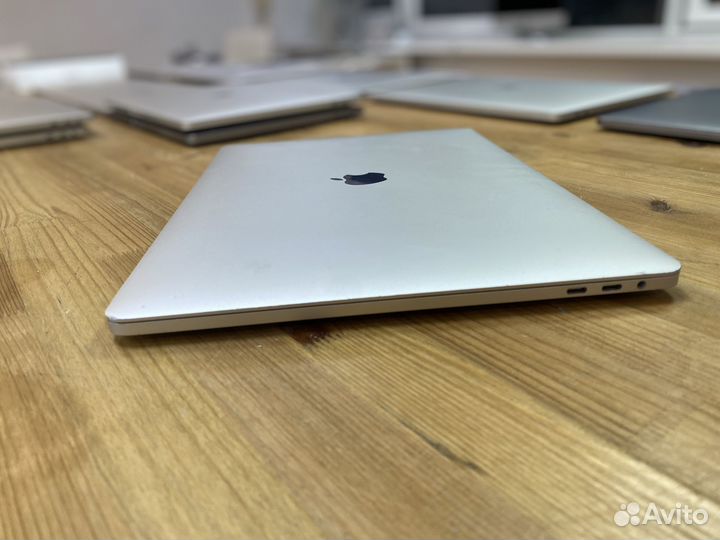 MacBook Pro 15 2018 i7 2.6GHz 16/512 Space Grey ar