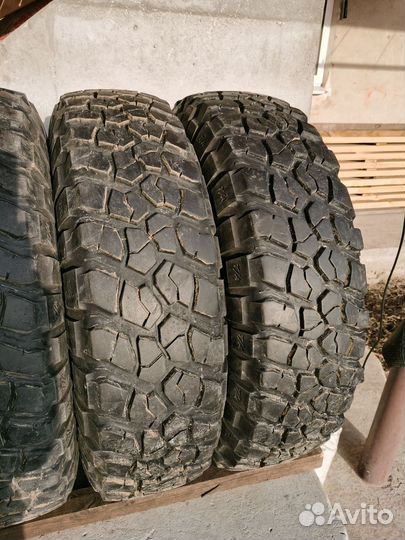 Bfgoodrich Mud-Terrain T/A KM2 255/85 R16