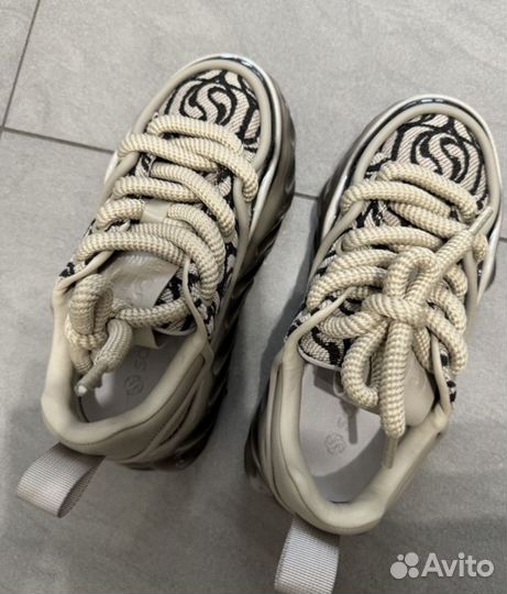 Стильные кеды