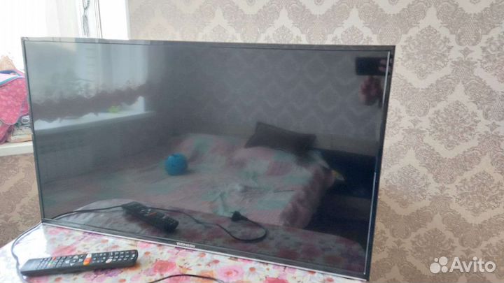 Телевизор smart tv Thomson T40FSL5130
