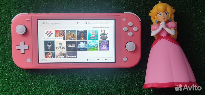 Прошитый Nintendo Switch Lite и много игр в Марио