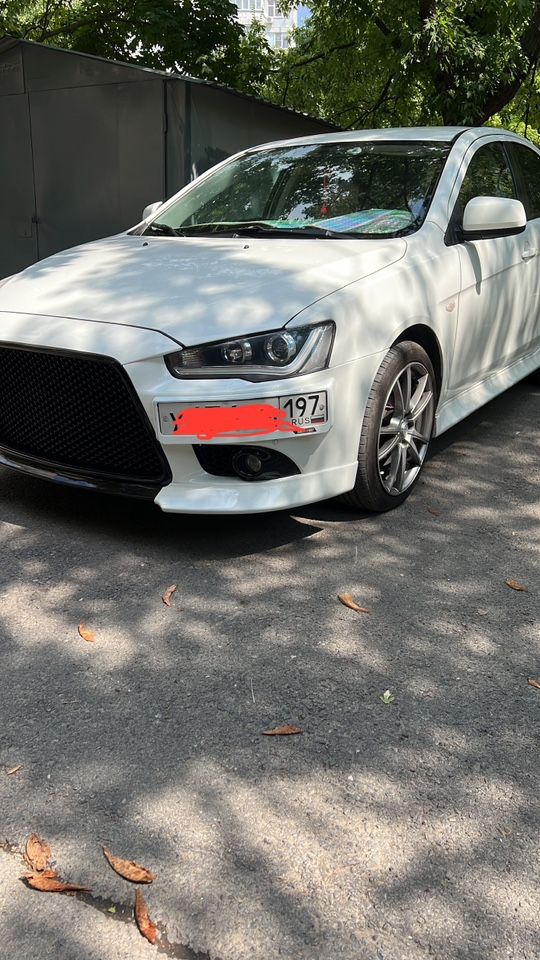 Mitsubishi Lancer: фото владельца