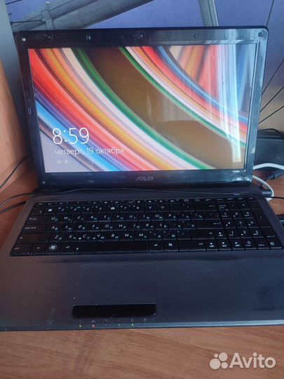Ноутбук asus