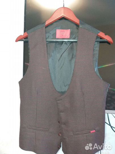 Жилетки F12plus размер М.турция