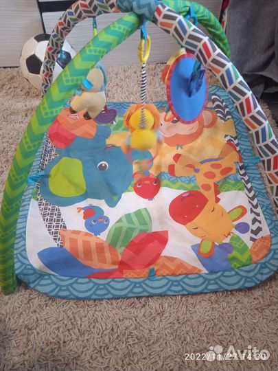 Развивающий коврик