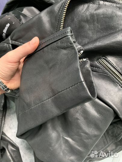 Женская кожаная куртка