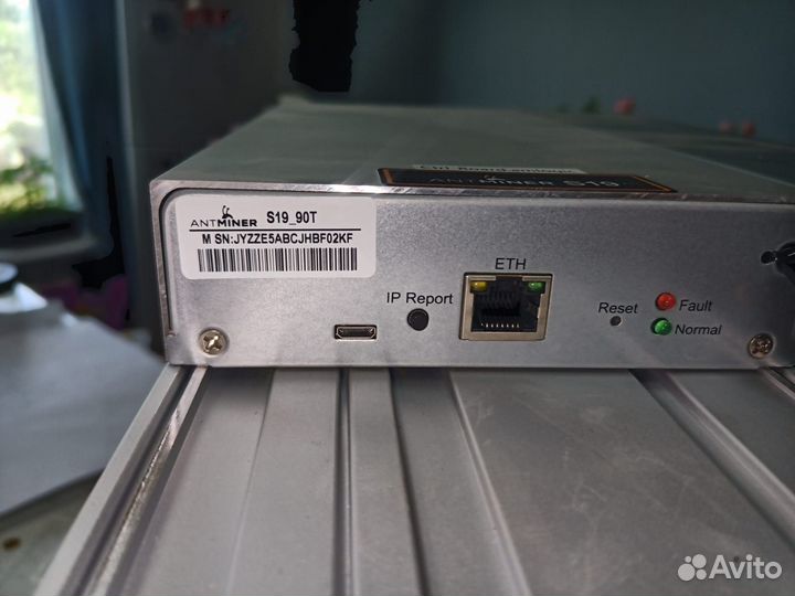 Asic Antminer Антмайнер S19 95 Th/s бу
