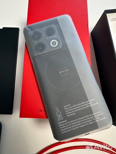 OnePlus 10 pro, 8/128 ГБ