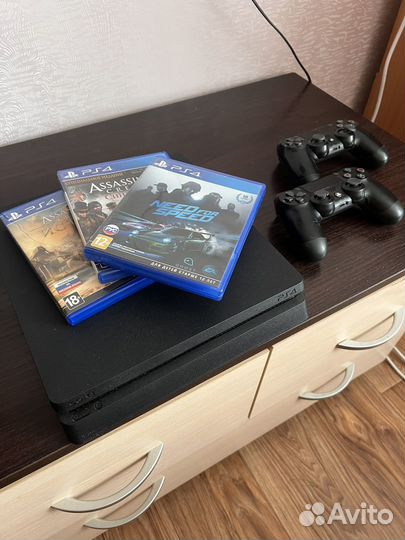 Sony PS4 slim 1tb