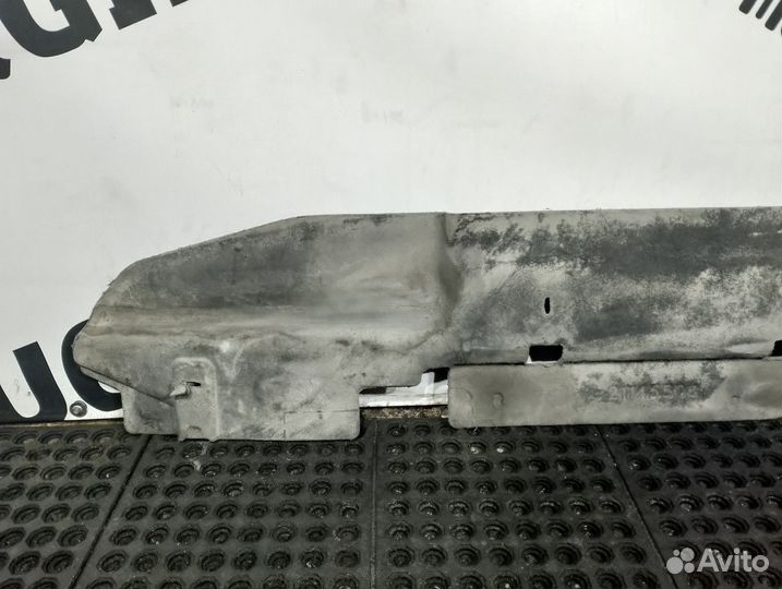 Шумоизоляция двигателя левая Volvo FH