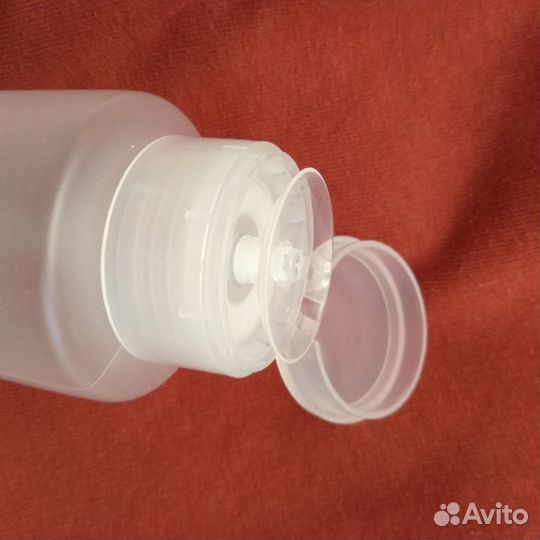 Флакон косметический с дозатором и помпой 180 мл