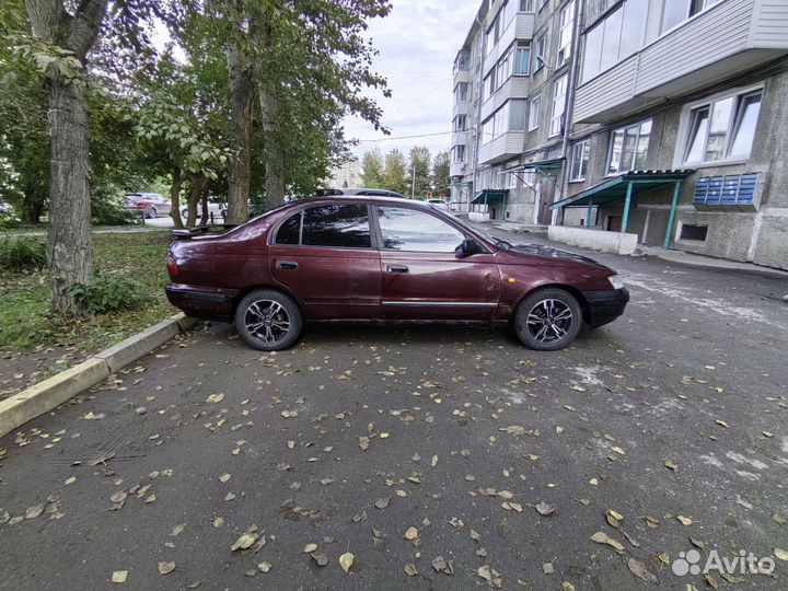 Toyota Carina 1.6 МТ, 1993, 375 000 км