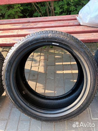 Goodyear Ultra Grip Ice Arctic 2 225/45 R18