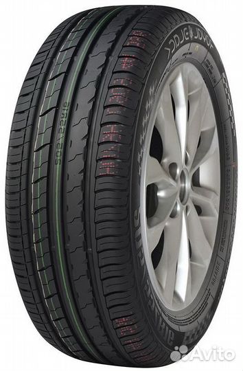 Royal Black Royal Performance 255/40 R18