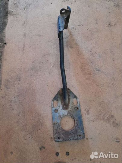 Кронштейн крыла передней оси MAN TGA TGS