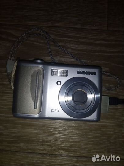 Компактный фотоаппарат Samsung D70 на запчасти