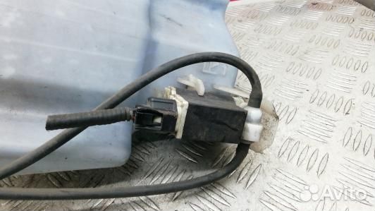 Бачок омывателя KIA CEE'D 2 (JD) (4NT08NL01)