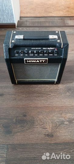 Гитарный комбоусилитель