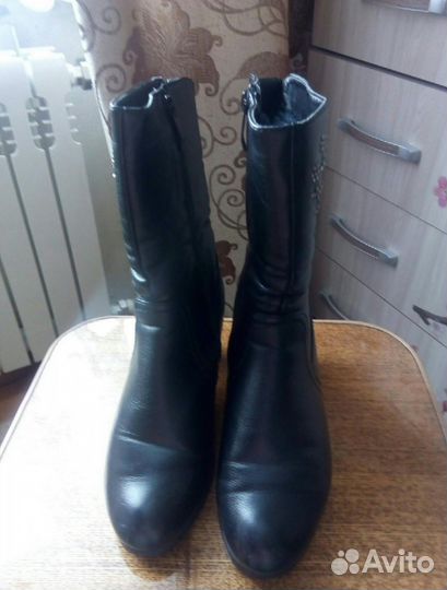 Зимние женские сапоги 38,б/у