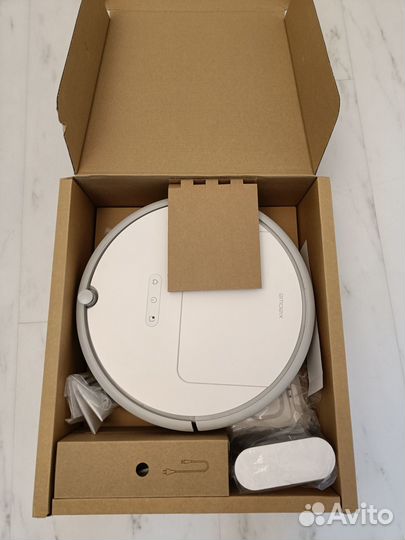 Робот пылесос xiaomi с102