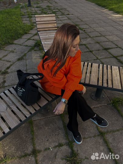 Оранжевая рубашка