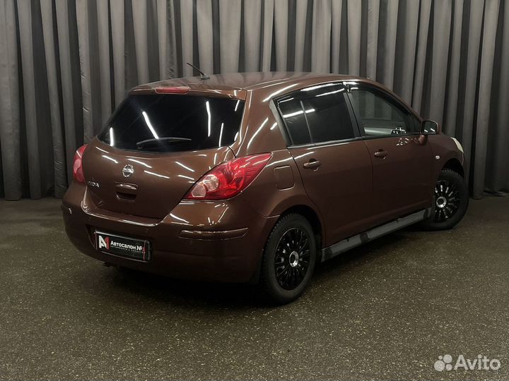 Nissan Tiida 1.6 AT, 2011, 77 300 км