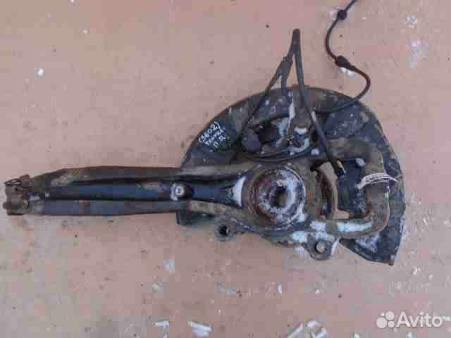 Кулак поворотный правый Volkswagen Touareg 1 7L