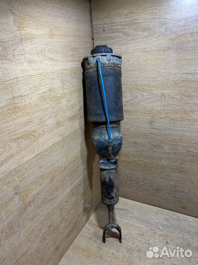 Стойка передняя левая Audi A6 C5 Allroad