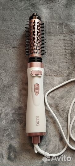 Фен-щетка вращающаяся новая