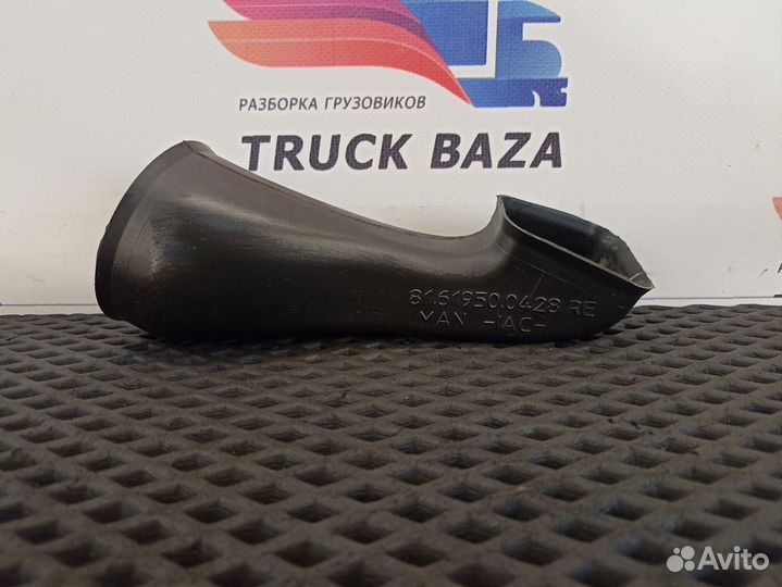 81619500428 Патрубок отопителя Man TGA, Man TGX