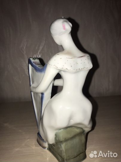 Статуэтка фарфор девушка Германия