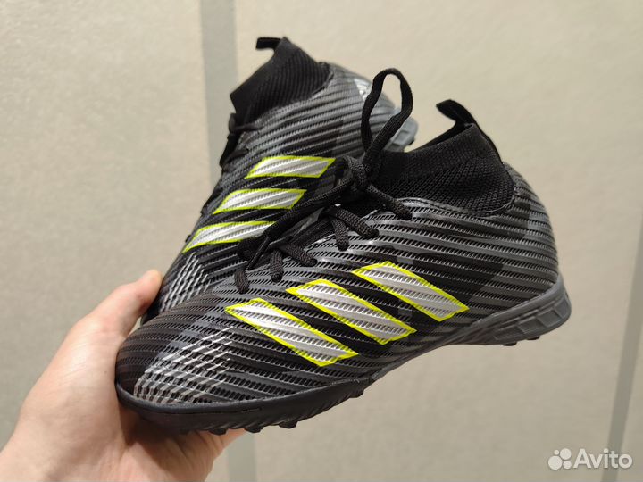 Сороконожки adidas predator