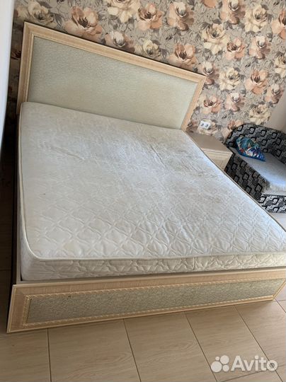 Кровать 180*200 с матрасом бу
