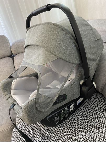 Bugaboo turtle air by nuna