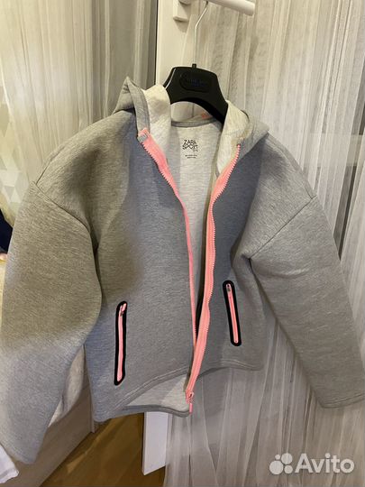 Кофта спортивная