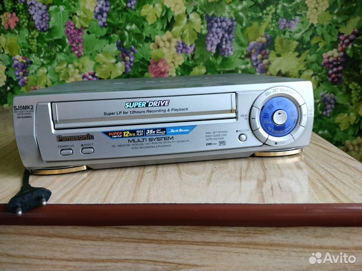 Видеомагнитофон panasonic