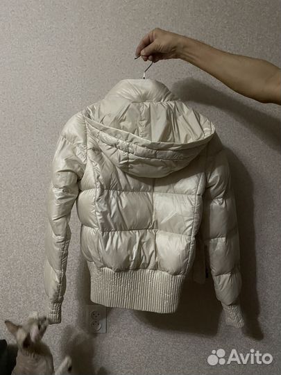 Куртка пуховик женская nike светло-бежевая