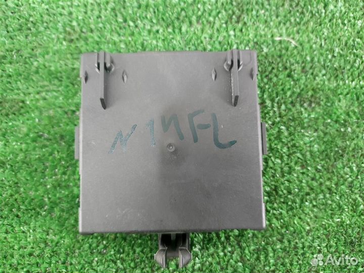 Блок управления дверьми Mercedes Benz E-class W21