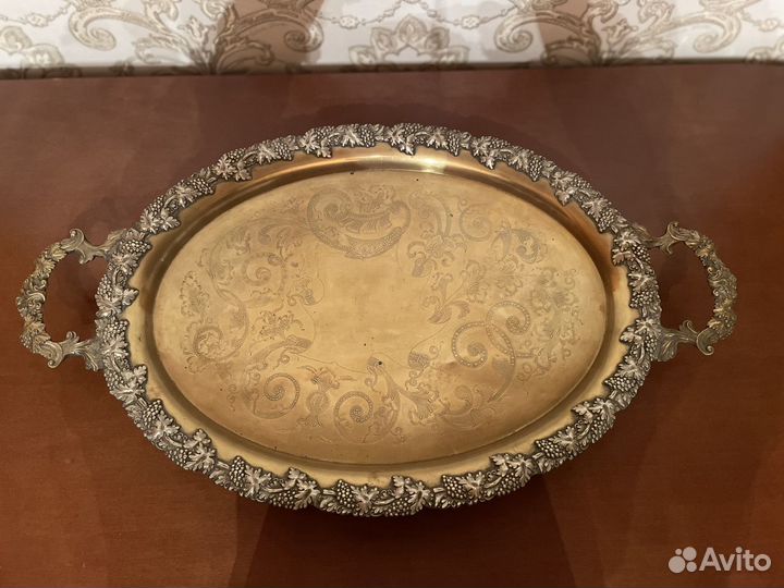 Поднос старинный большой и тяжёлый