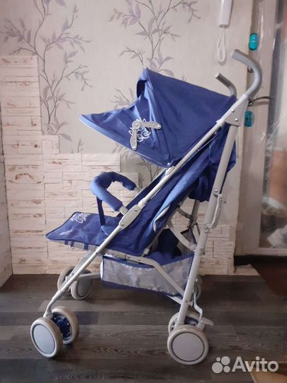 Прогулочная коляска трость