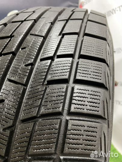 Yokohama Ice Guard IG30 215/60 R16 95Q